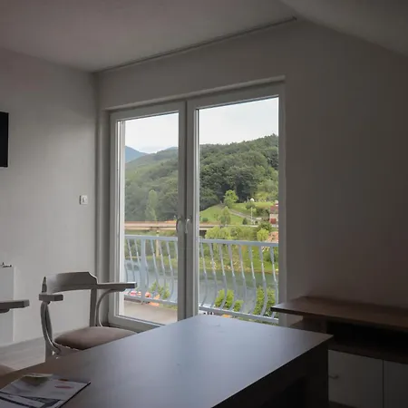 Tadic Apartments And Rooms By The Shore Of Rama Lake Prozor Extérieur photo
