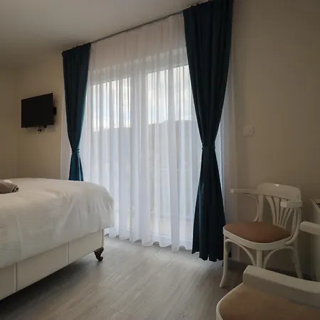Tadic Apartments And Rooms By The Shore Of Rama Lake Prozor Extérieur photo