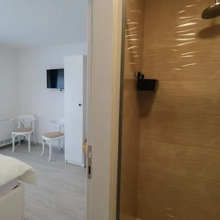 Tadic Apartments And Rooms By The Shore Of Rama Lake Prozor Extérieur photo