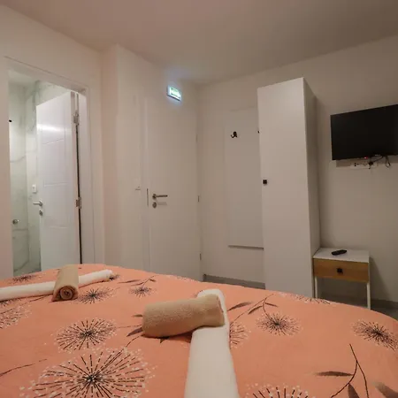 Tadic Apartments And Rooms By The Shore Of Rama Lake Prozor Extérieur photo