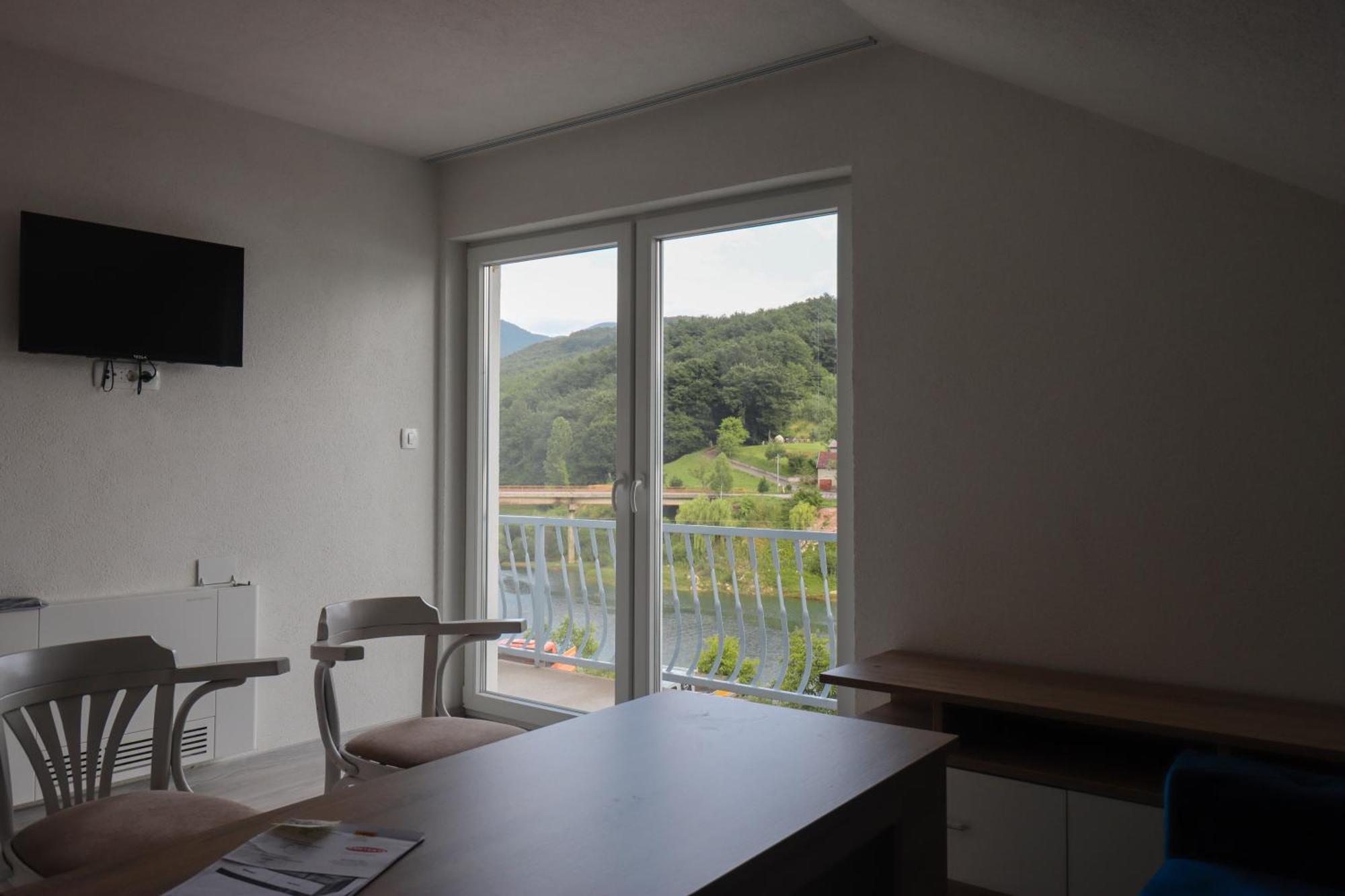 Apartment Tadic And By The Shore Of Rama *