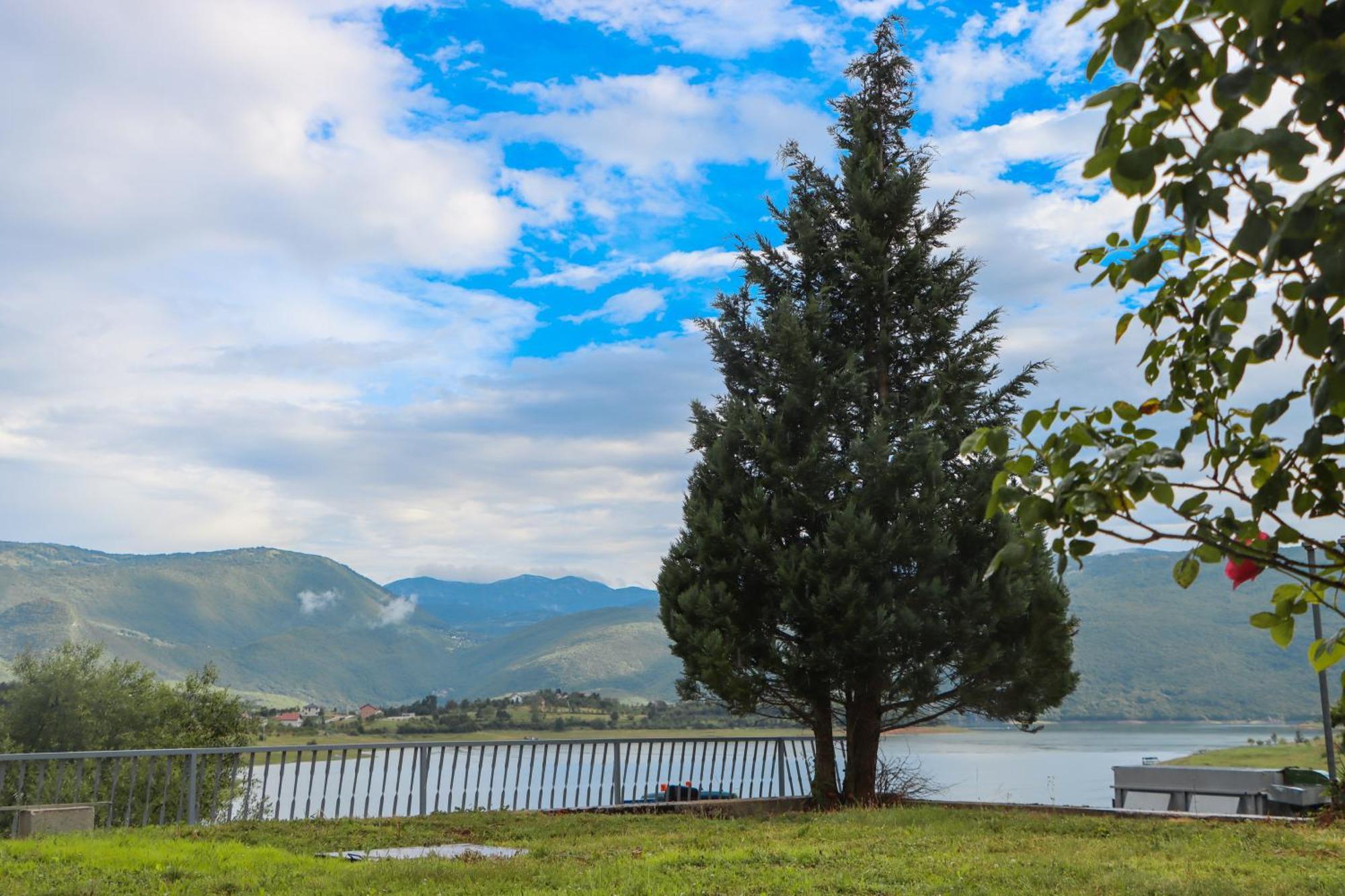 Tadic And By The Shore Of Rama Apartment *