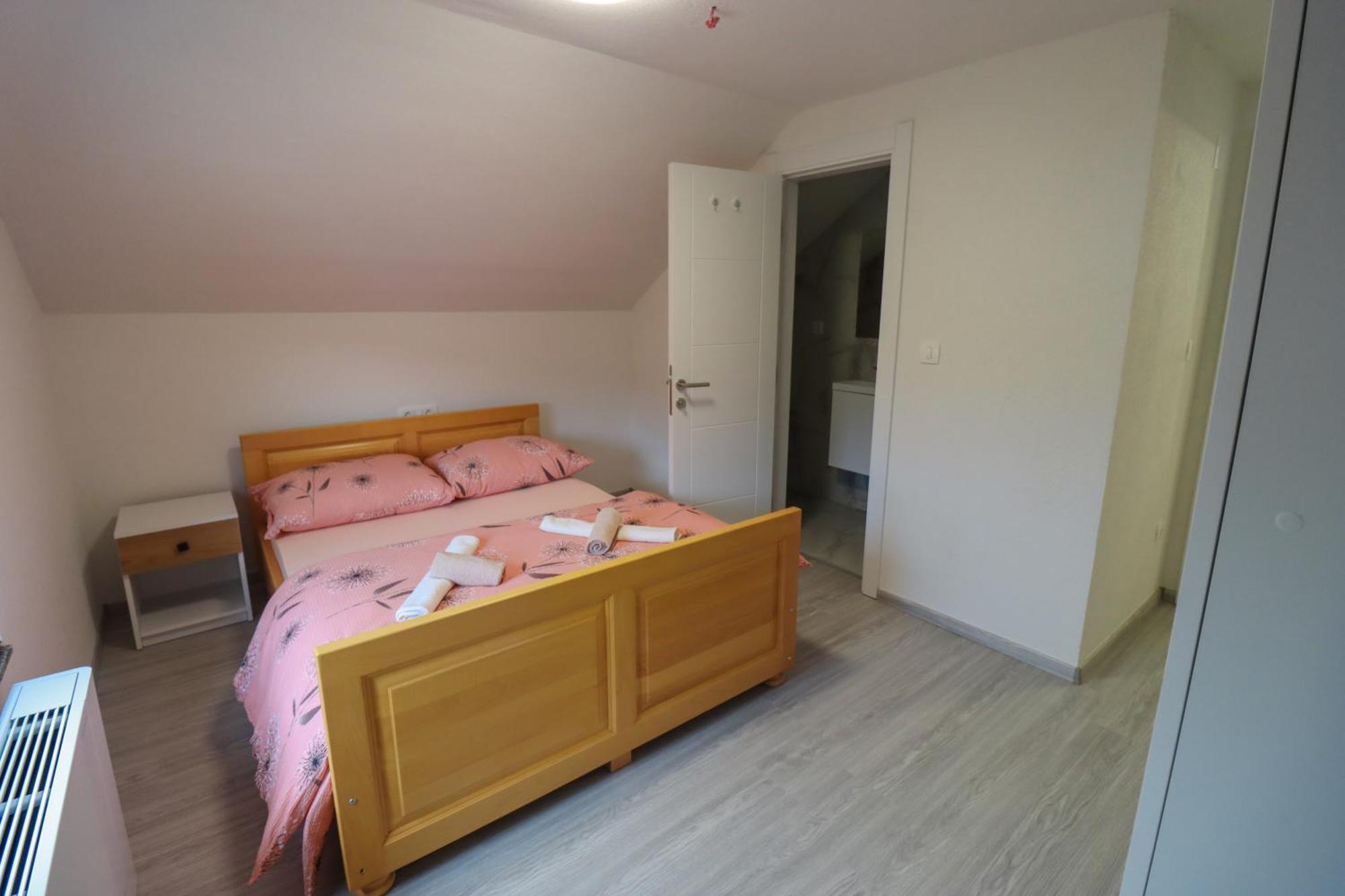 Apartment Tadic And By The Shore Of Rama *
