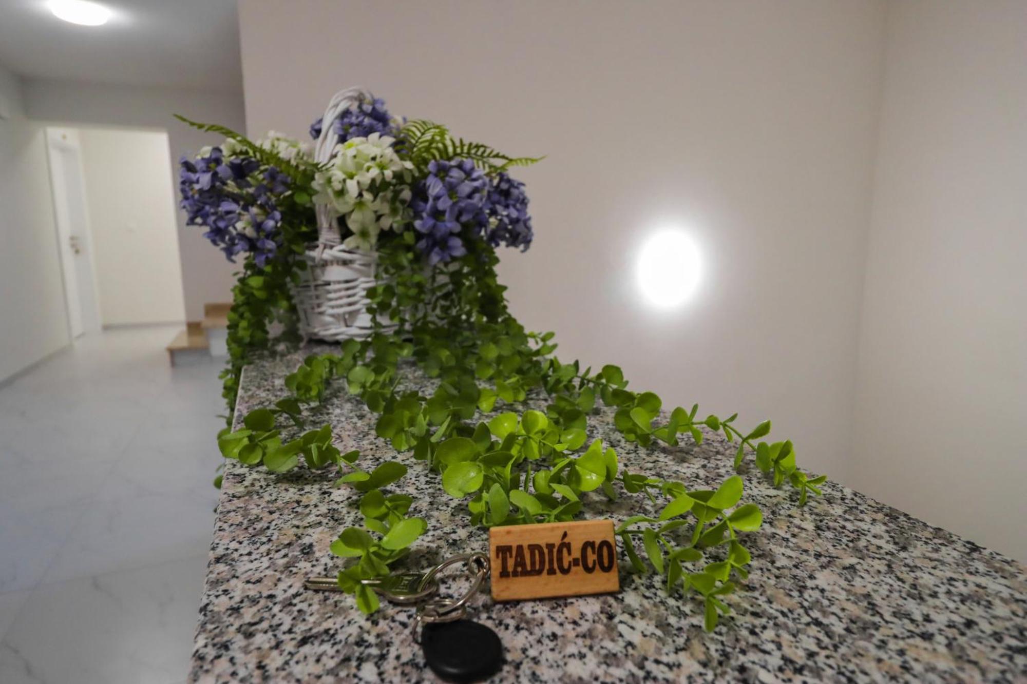 Tadic And By The Shore Of Rama Apartment *